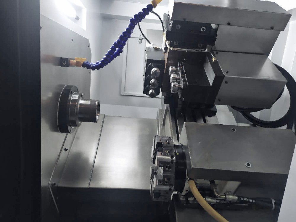 Spindle Technology CNC Lathe, Flawless Cuts